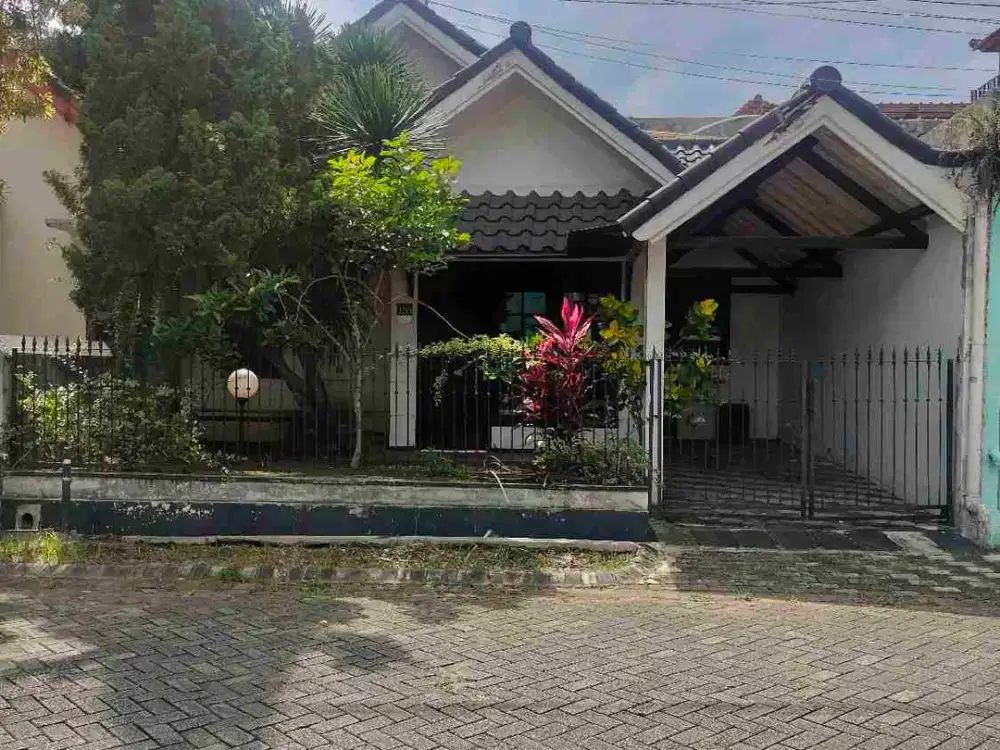 Dijual Rumah Siap Huni di Griyashanta dekat Kampus Brawijaya Malang