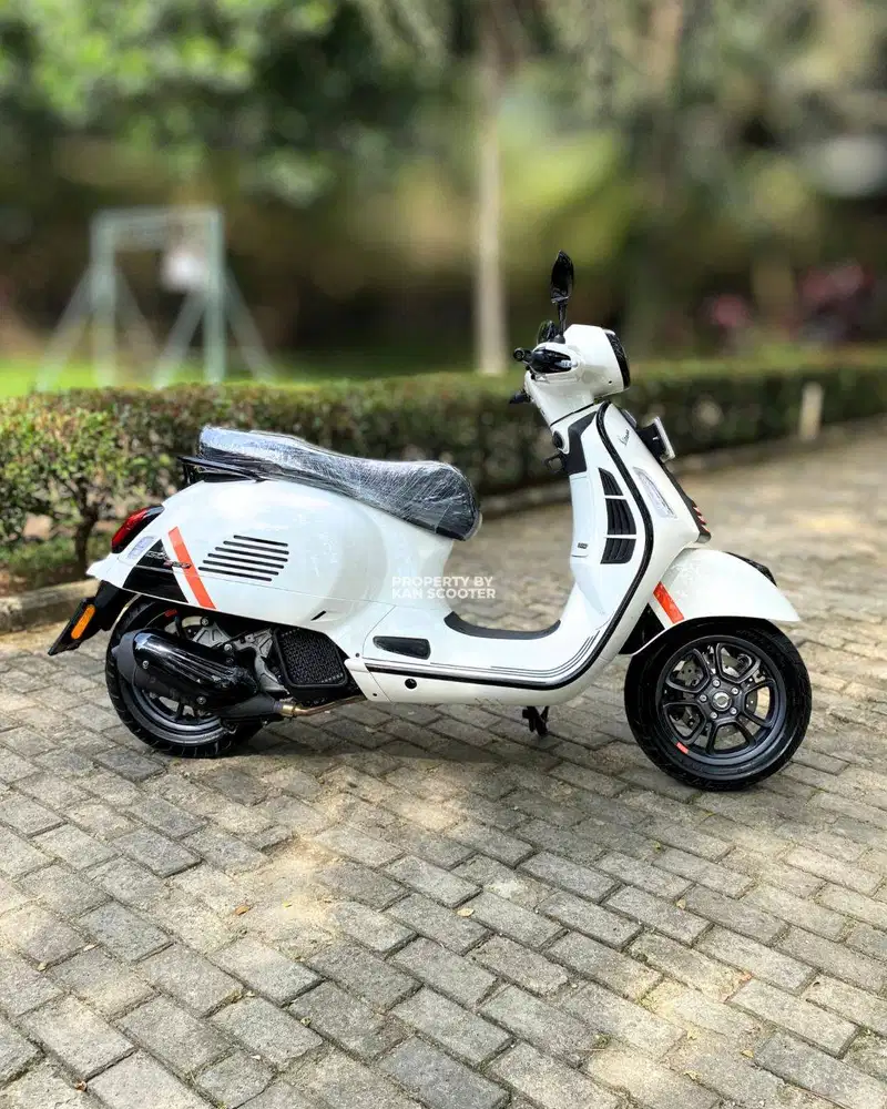 VESPA GTS 150 iGET ABS 4V FACELIFT SS EDITION KEYLESS 2024 BERGARANSI