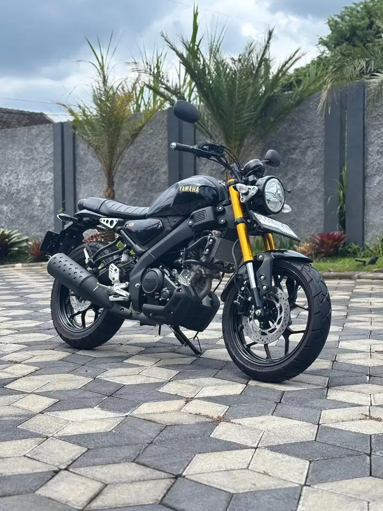 Yamaha XSR 155 VVa 2025 Odo 1rb Hitam Metalik Koko Motor