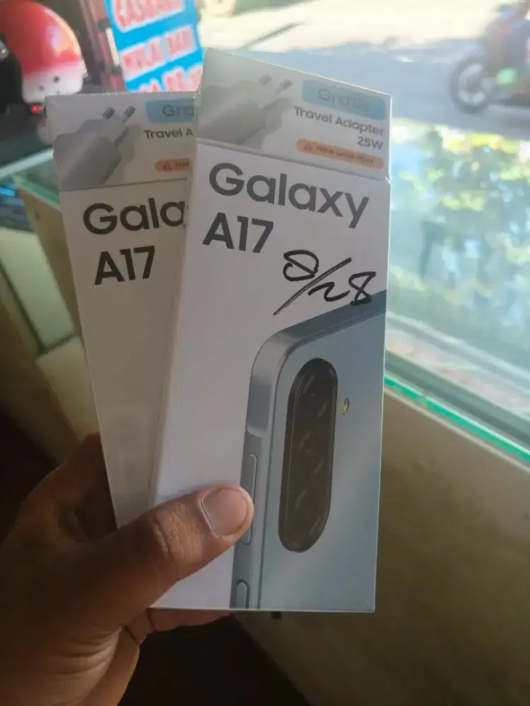 New Samsung A17 4G ram8/256 garansi resmi 1 tahun