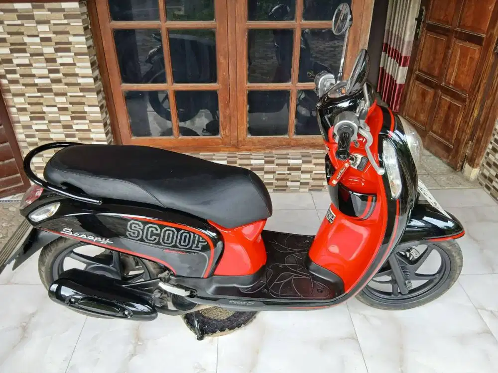 HONDA SCOOPY 2014