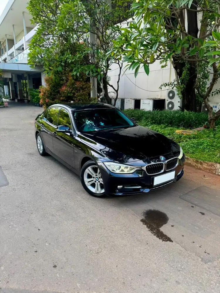 BMW 320i sport 2014