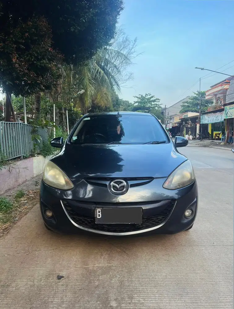 Mazda 2 2011 Bensin