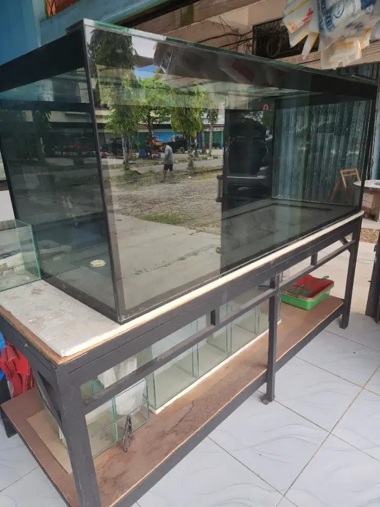Aquarium 180x70x65