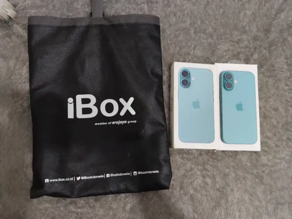 Iphone 16 basic teal