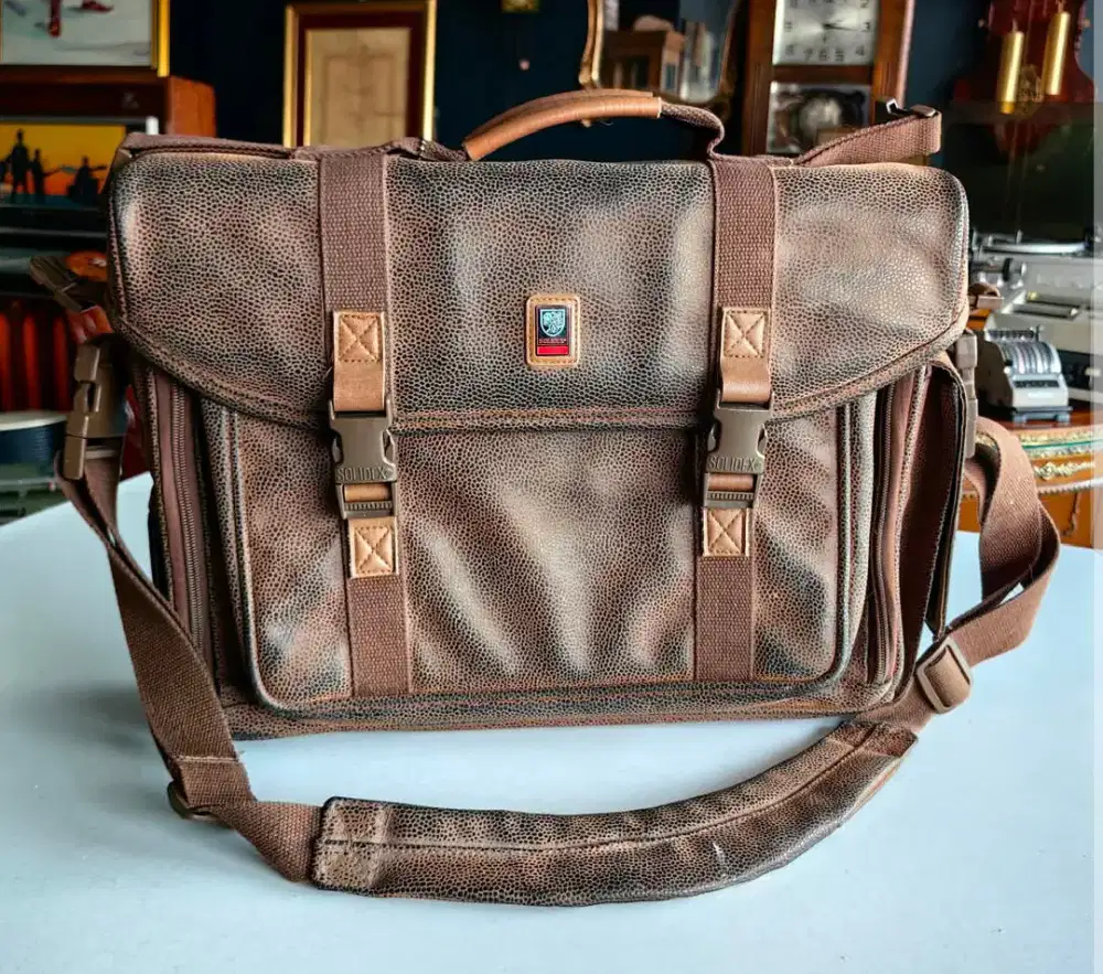 Tas Kulit Original SOLIDEX MABU MADE USA.Beli langsung di Eropa