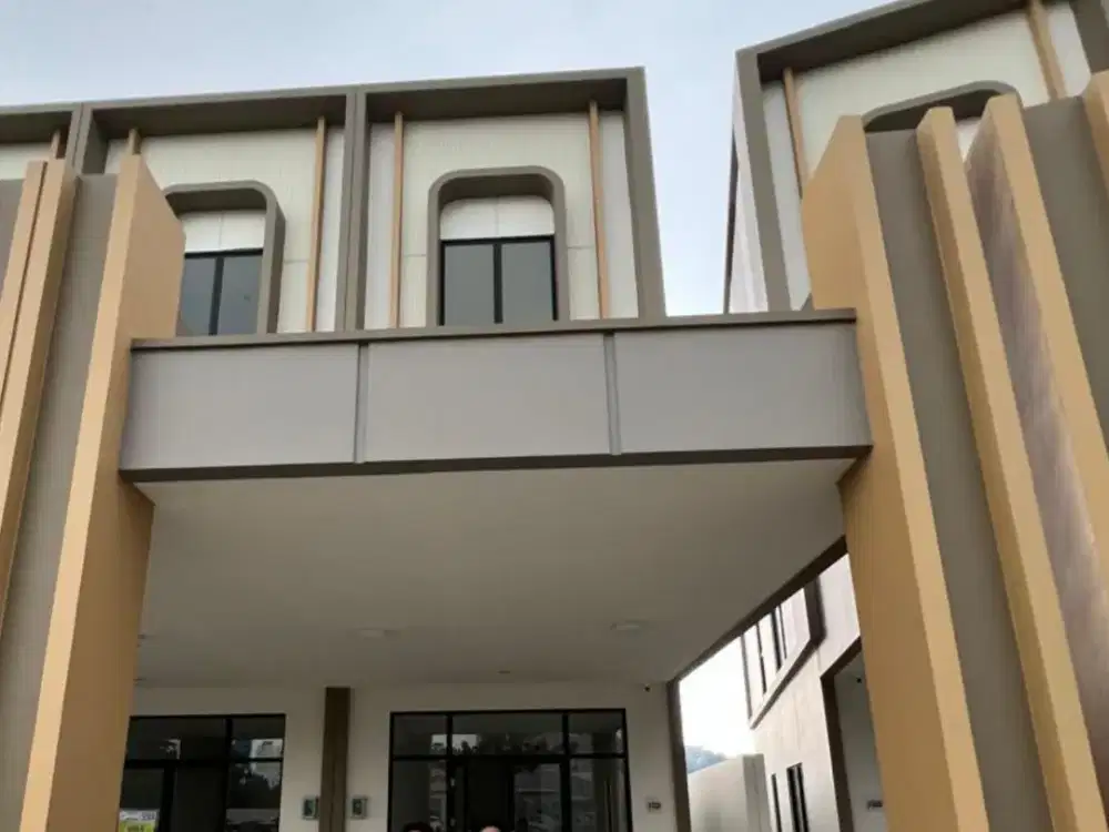 Disewakan Ruko 3 Lantai IL Lago Grande - Gading Serpong