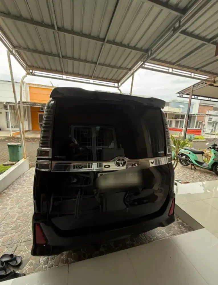 Dijual toyota voxi 2,0 metic thn 2019