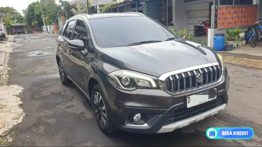 Suzuki SX4 S-Cross AT 2018 Warna Abu-Abu