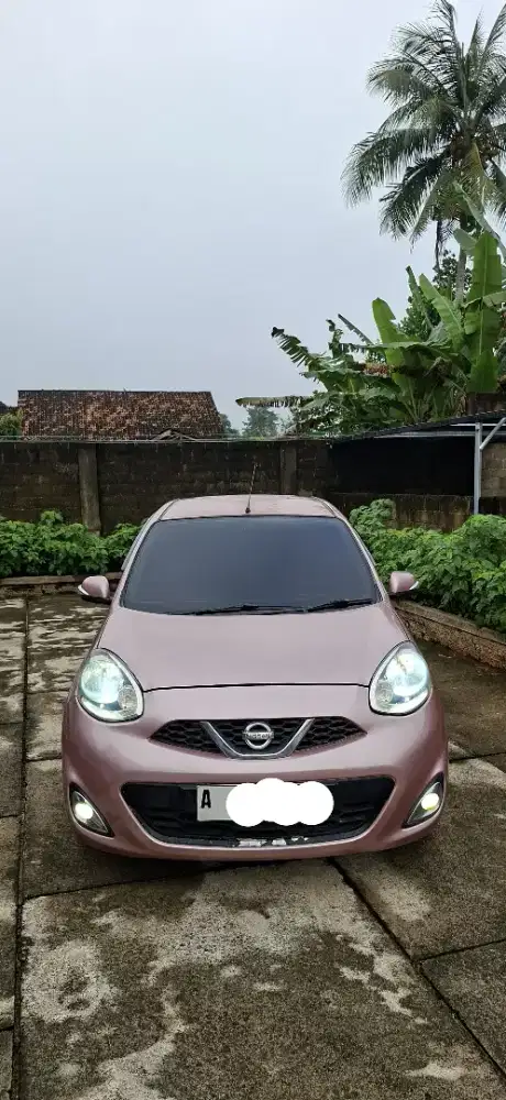 March XS 1.5 A/T tertinggi LIMITED EDITION pajak hidup (warna asli)