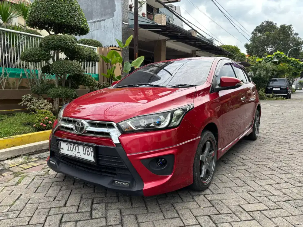 TOYOTA YARRIS S TRD AT 2015 MERAH READY