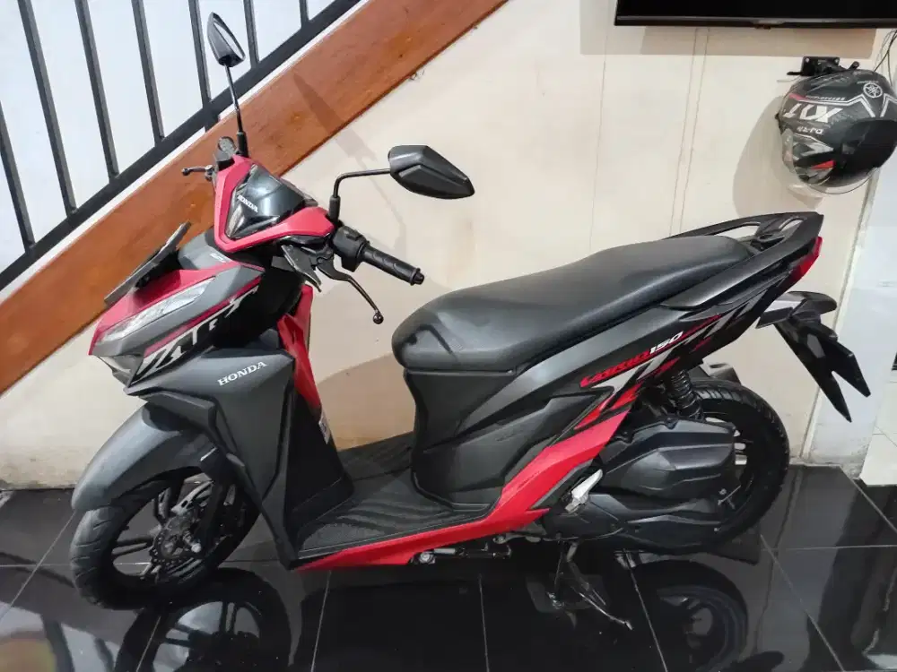 VARIO 150 HITAM TH 2021, DP 1 JUTA
