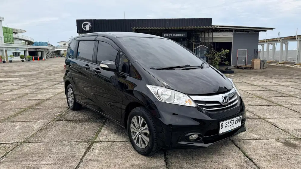 HONDA FREED SD 1.5 AT 2014 HITAM FREED E PSD 2015