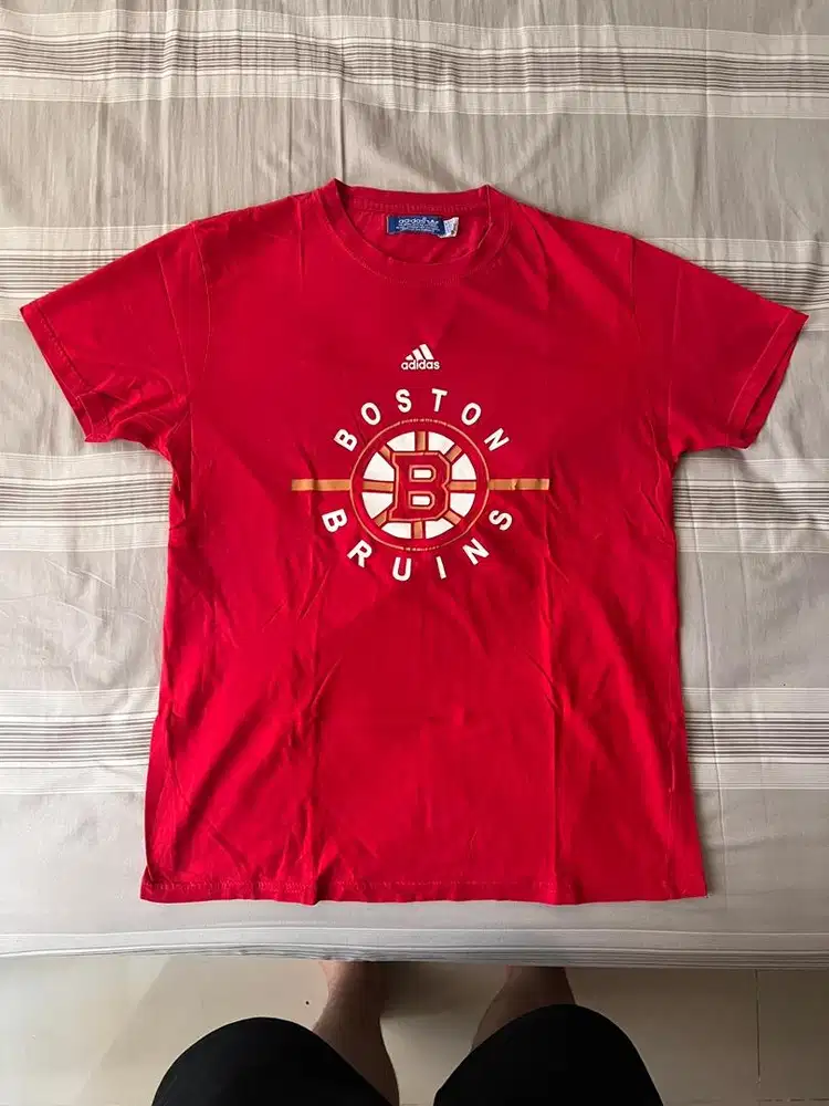 ADIDAS T-Shirt - Red Boston Bruins Edition L