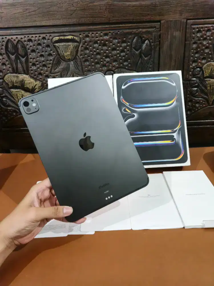 Ipad pro m4 11inch Celluler 512gb Ibox like new