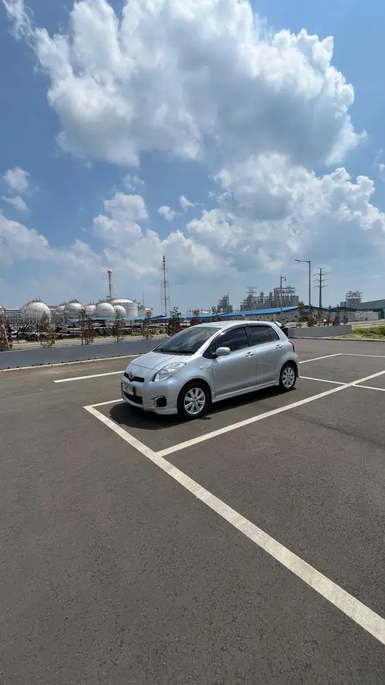 Toyota Yaris 2012 Bensin