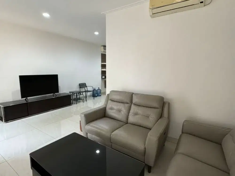 Dijual Rumah Brand New di Golf Island. Full Furnish Interior