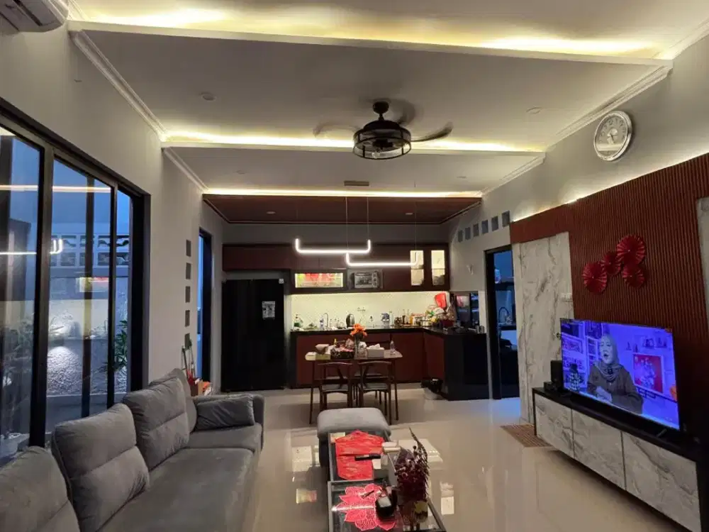 Turun Harga! Rumah Sektor 7A Gading Serpong Rasa Villa Bali – LT 162 / LB 160, 4+1 KT, 3,2M