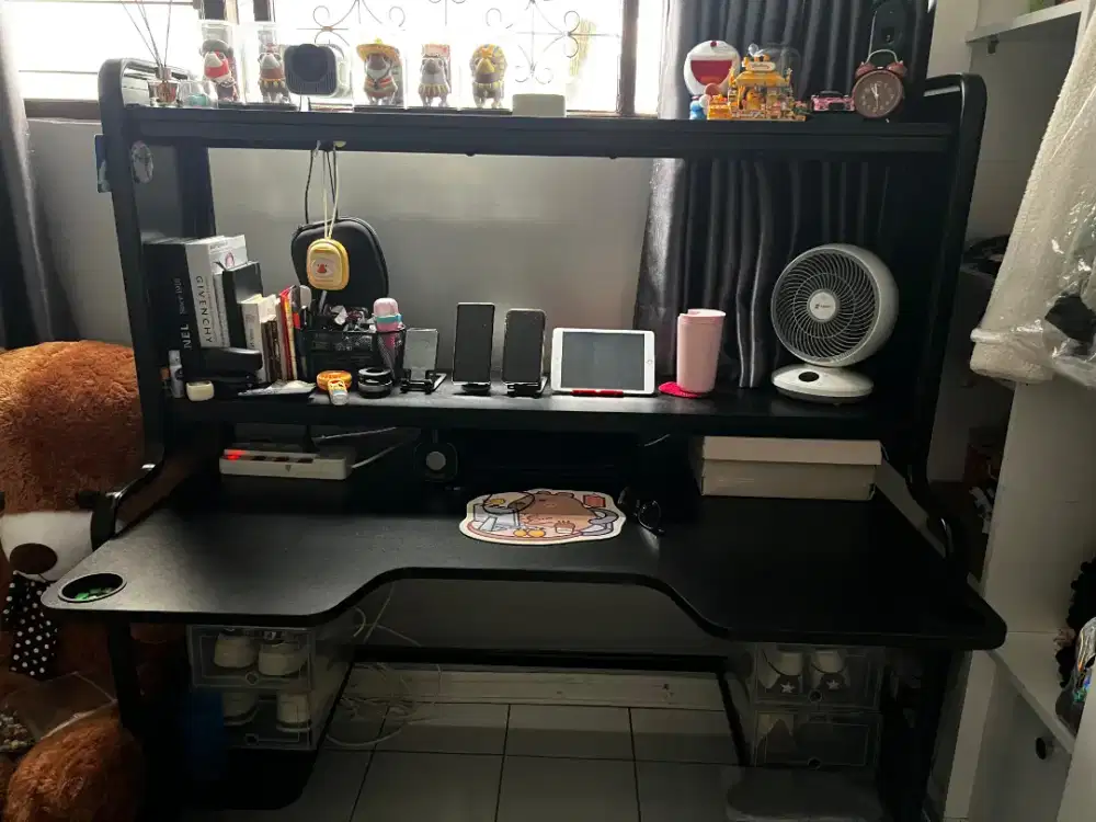 Jual cepat meja ikea gaming kantor