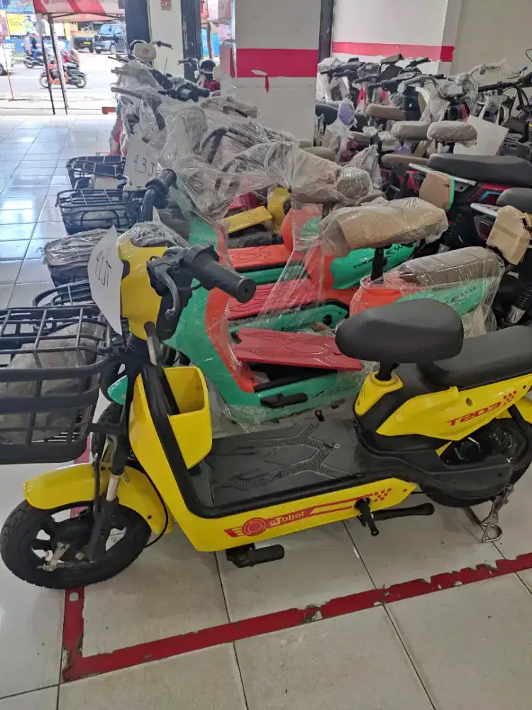 SEPEDA LISTRIK OTOBOT T203