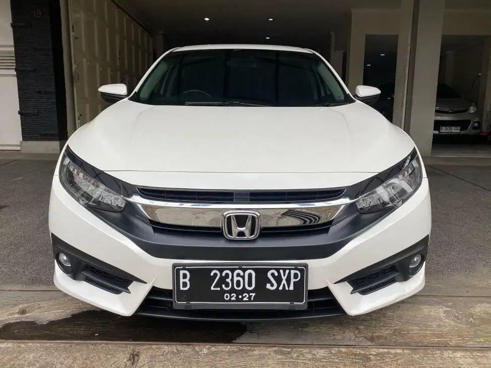 Cash KM 32rb Civic ES Turbo 1.5 Sedan Putih Record Honda Full Original