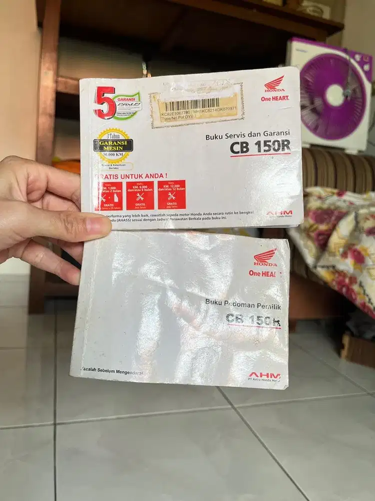 Buku Servis Pedoman Pemilik Buku Panduan Manual Book Honda CB150R