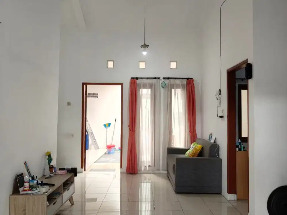 RUMAH BAGUS MINIMALIS MODERN DEKAT TOL, SEKOLAH, TEMPAT KULINER DI TAMAN KOPO INDAH 3 TKI3 BANDUNG