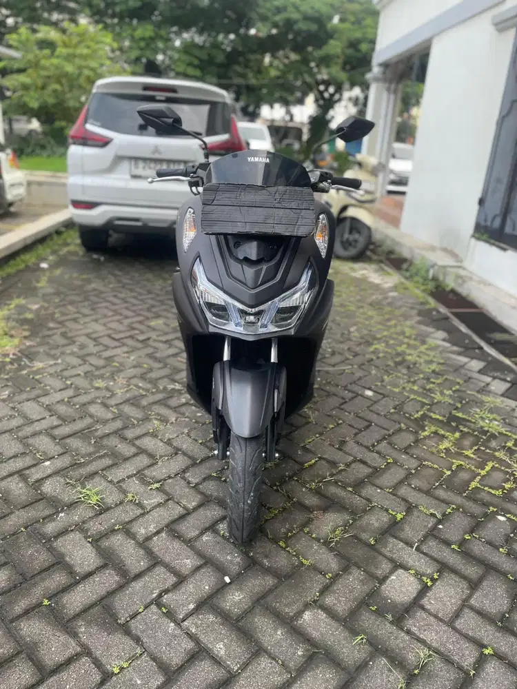 YAMAHA LEXI S ABS 2024 PAJAK HIDUP