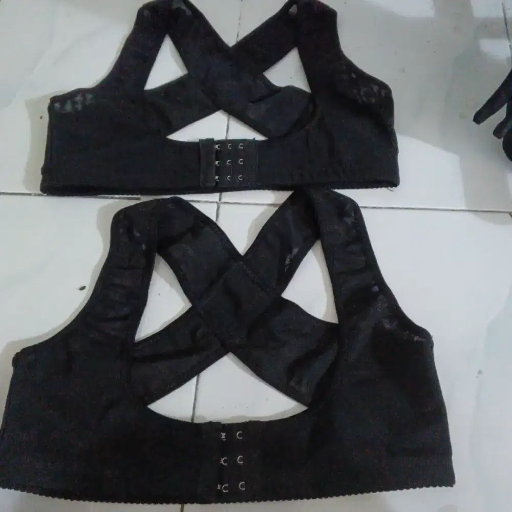 Bh bra penyangga payudara