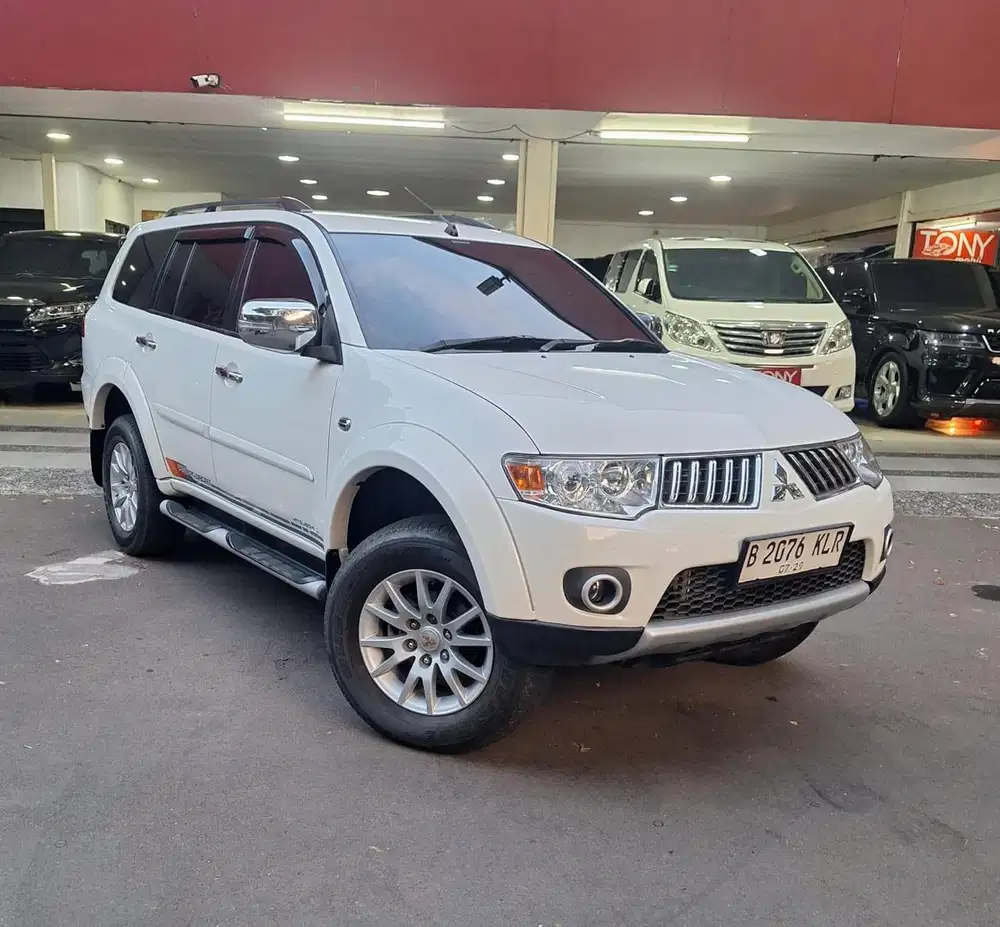 Mitsubishi Pajero Exceed DP Ceper 2012 Putih