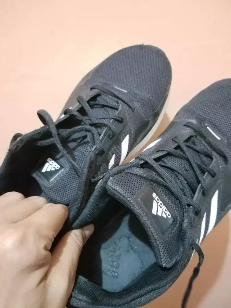 Sepatu Adidas Size 44