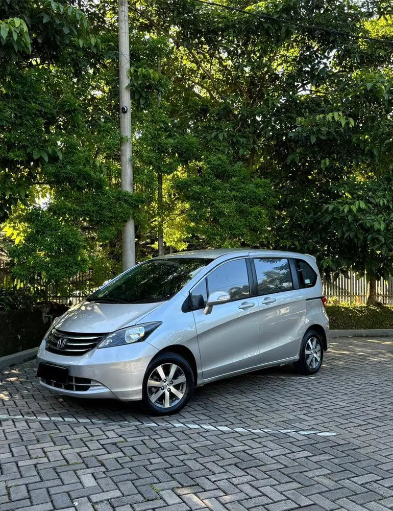 Honda Freed PSD 2011