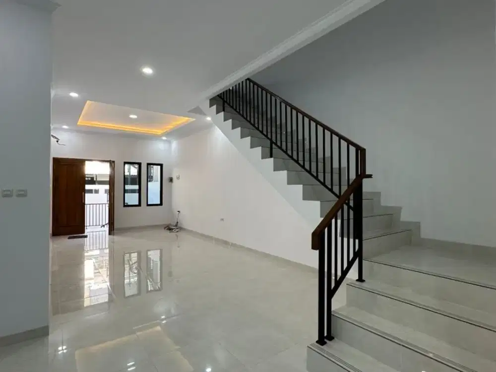 Rumah Minimalis Brand New di Muara Karang