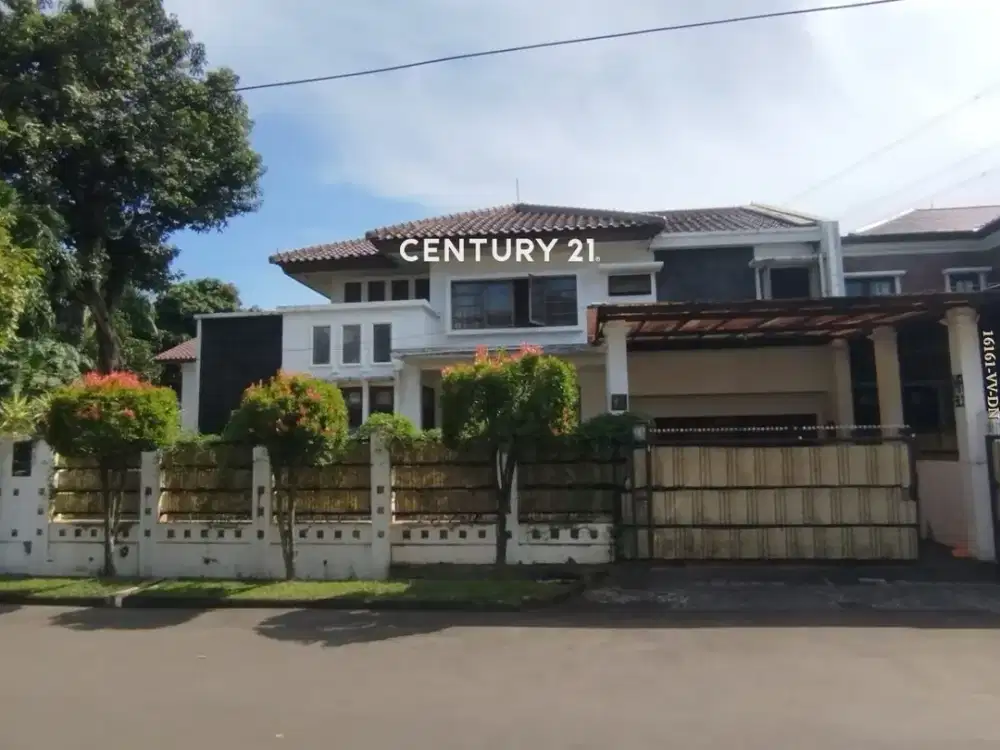 Dijual Cepat Rumah Luas n Nyaman, Terdapat Halaman Luas bisa dibuat Kolam Renang, Bintaro Jaya Sektor 9, Tangerang Selatan
