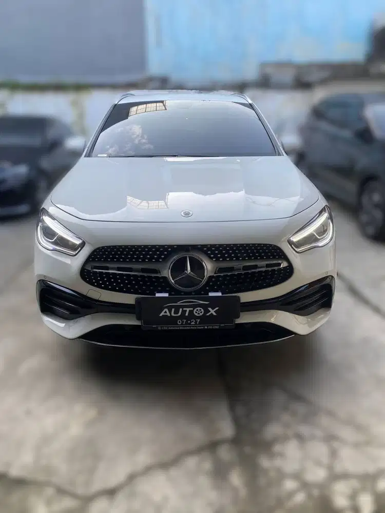 Mercedes Benz GLA200 AMG Progressive Line 2022 Tangan 1 Record Mercy K