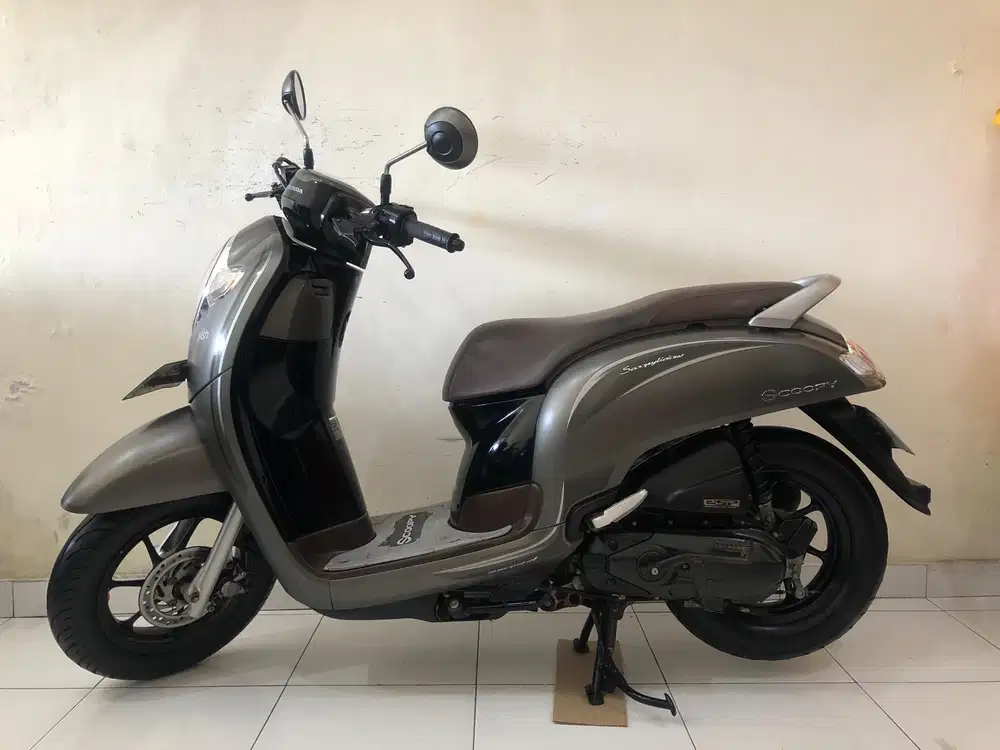 Honda Scoopy Stylish Th.2018 grey!!