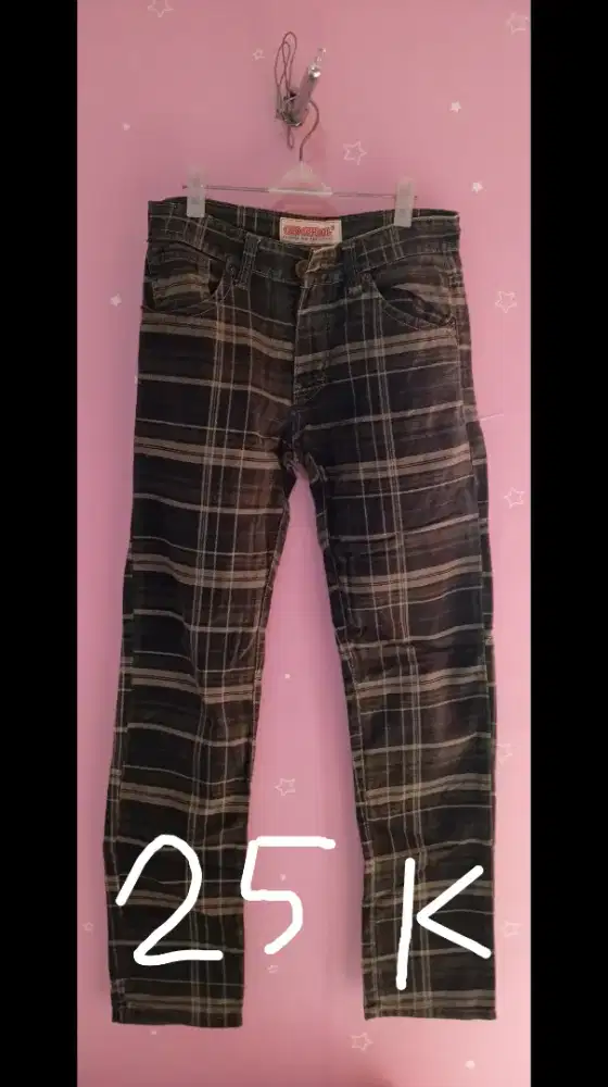 Celana Levis pria second mantap