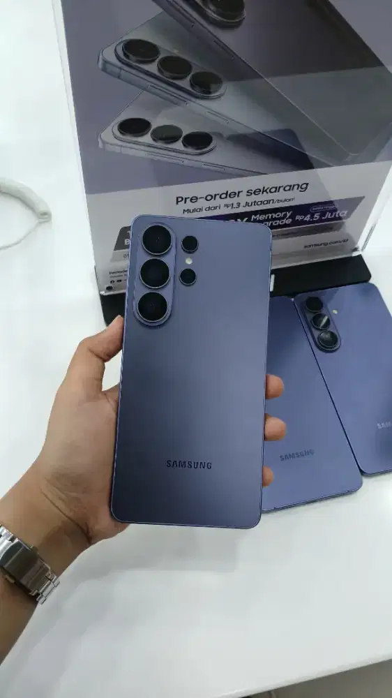 PRE-ORDER SAMSUNG S26 SERIES