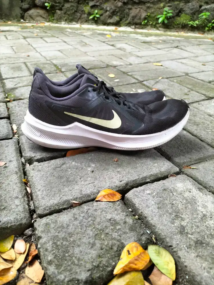 Nike downshifter 10 uk.42,5 ori