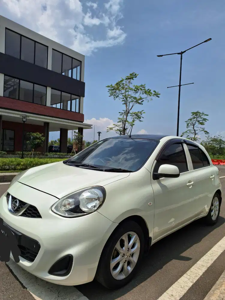 Nissan March 2015 Bensin