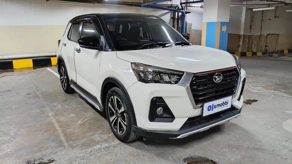 DP MURAH Daihatsu Rocky 1.0 R ADS Two Tone Bensin-MT 2021  C8HAT