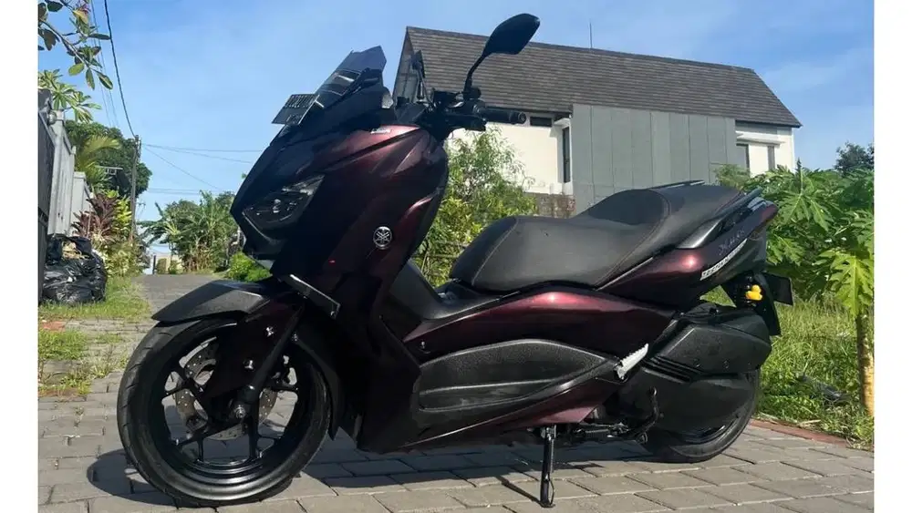 Yamaha Xmax 2022
