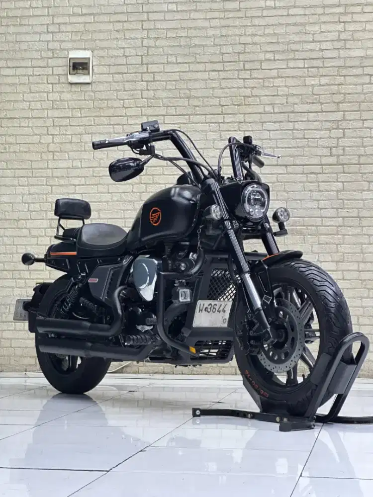 CRUISER VTWIN‼️Keeway V250-FI 2023 Black Favorit - Termurah