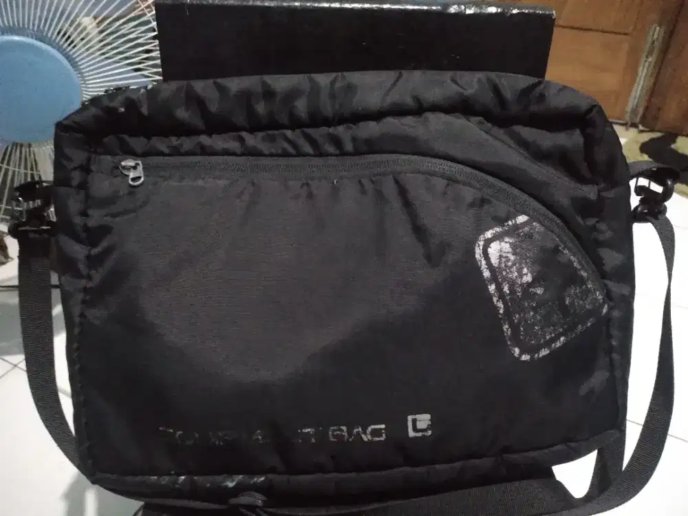 Tas slempang consina original