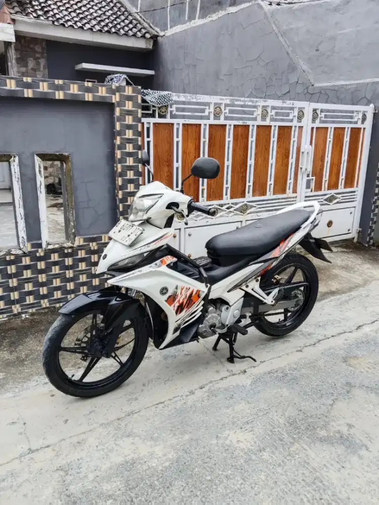 Yamaha Jupiter MX new 135cc thn 2014 plat 2029 di Tangerang