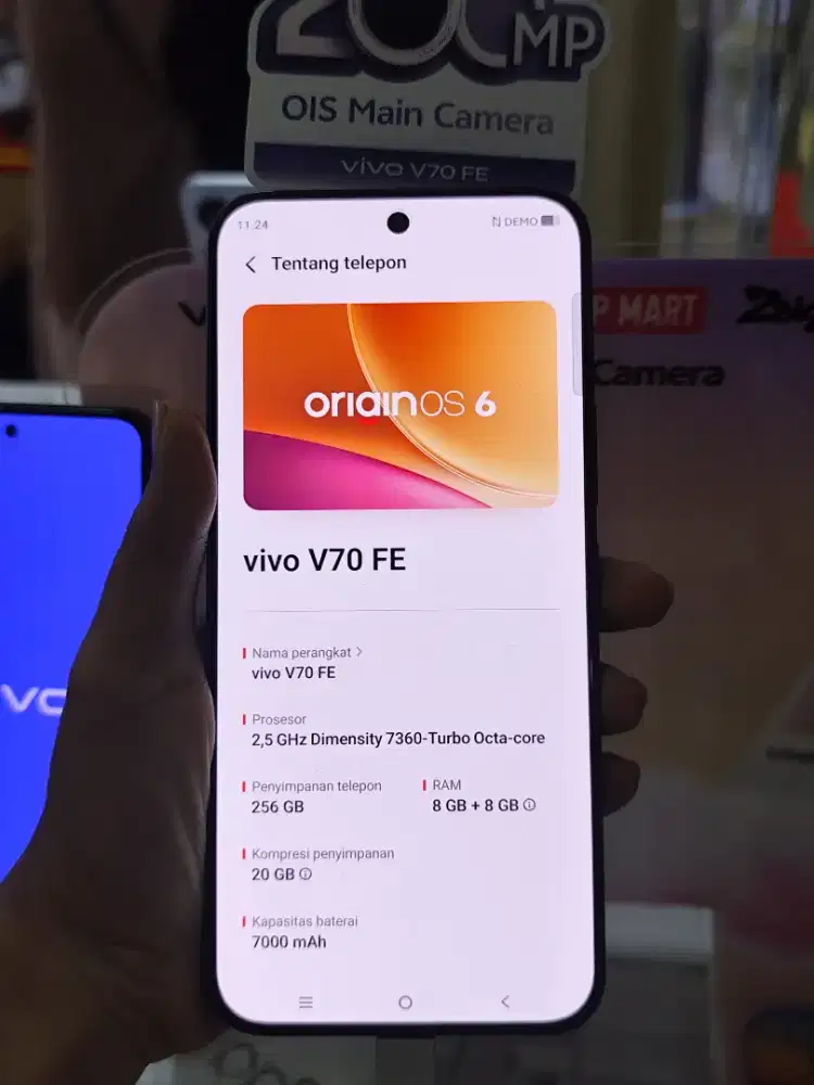 VIVO V70 200MP  12/512GB