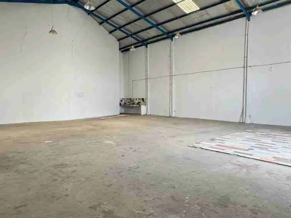 Dijual/ disewakan Gudang Sayap TKI Taman Kopo Indah