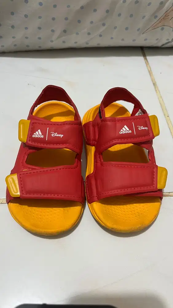Preloved Sandal anak Adidas x disney