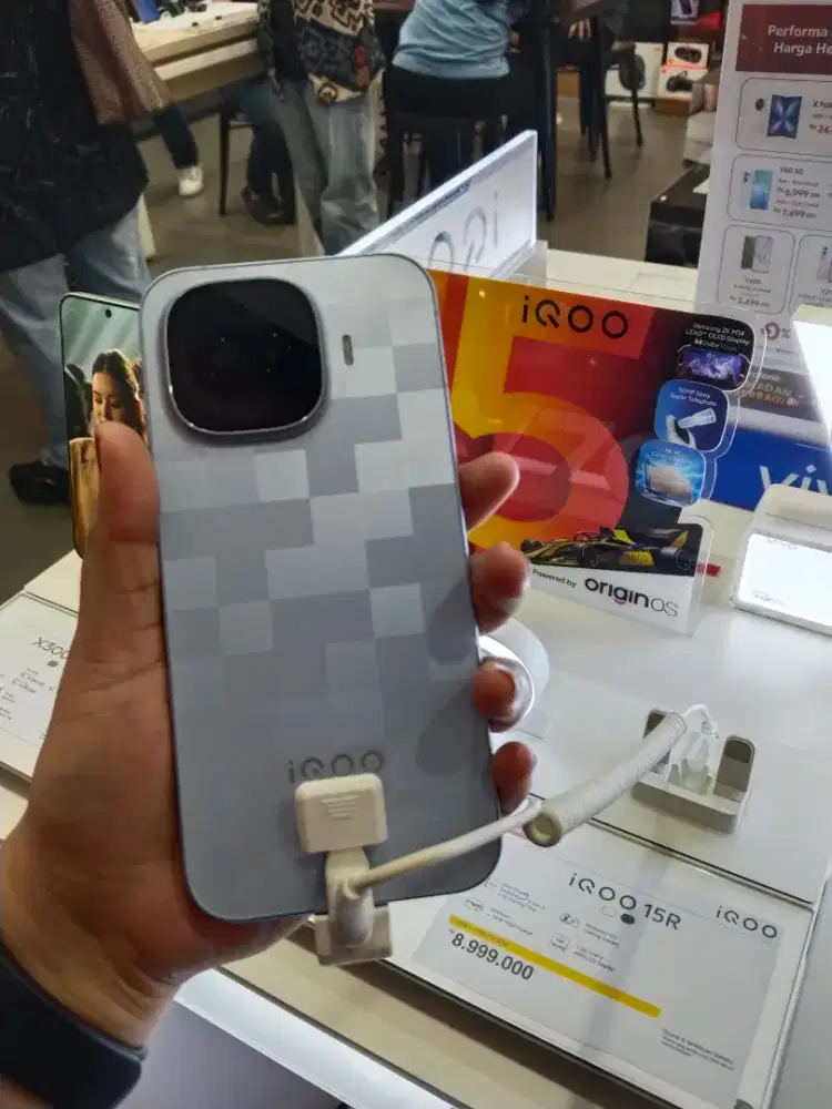 HP IQOO 15R Cicilan by Kredivo
