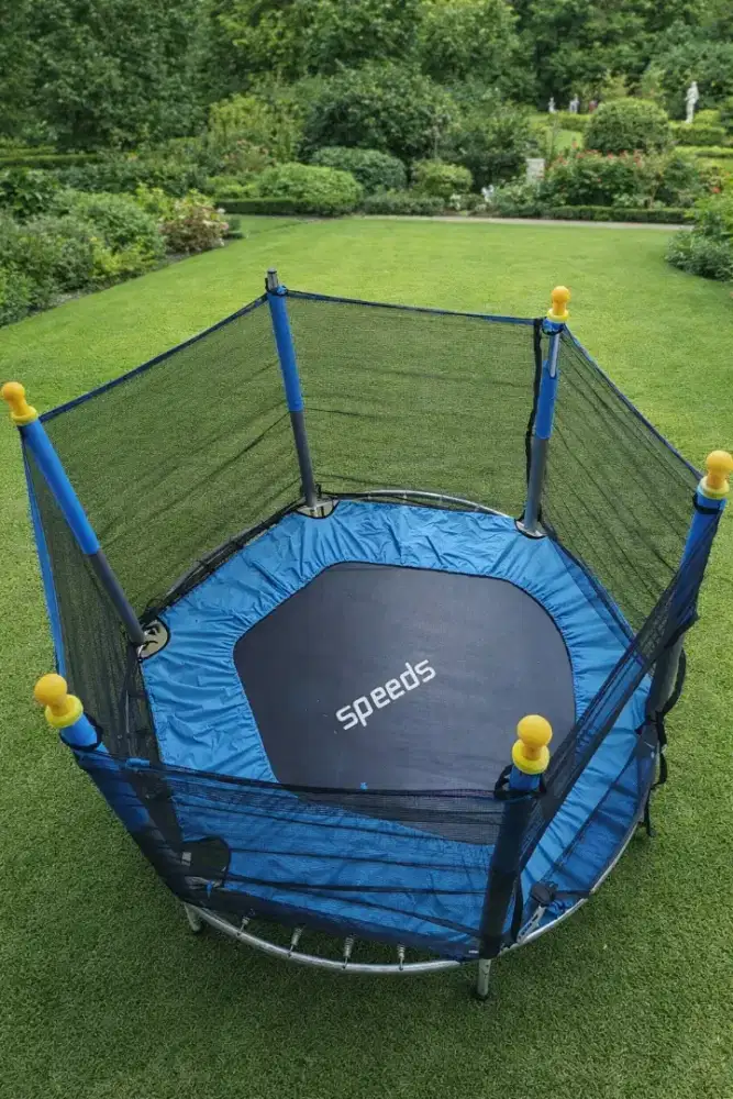 Mainan Anak Trampolin (Bekas)